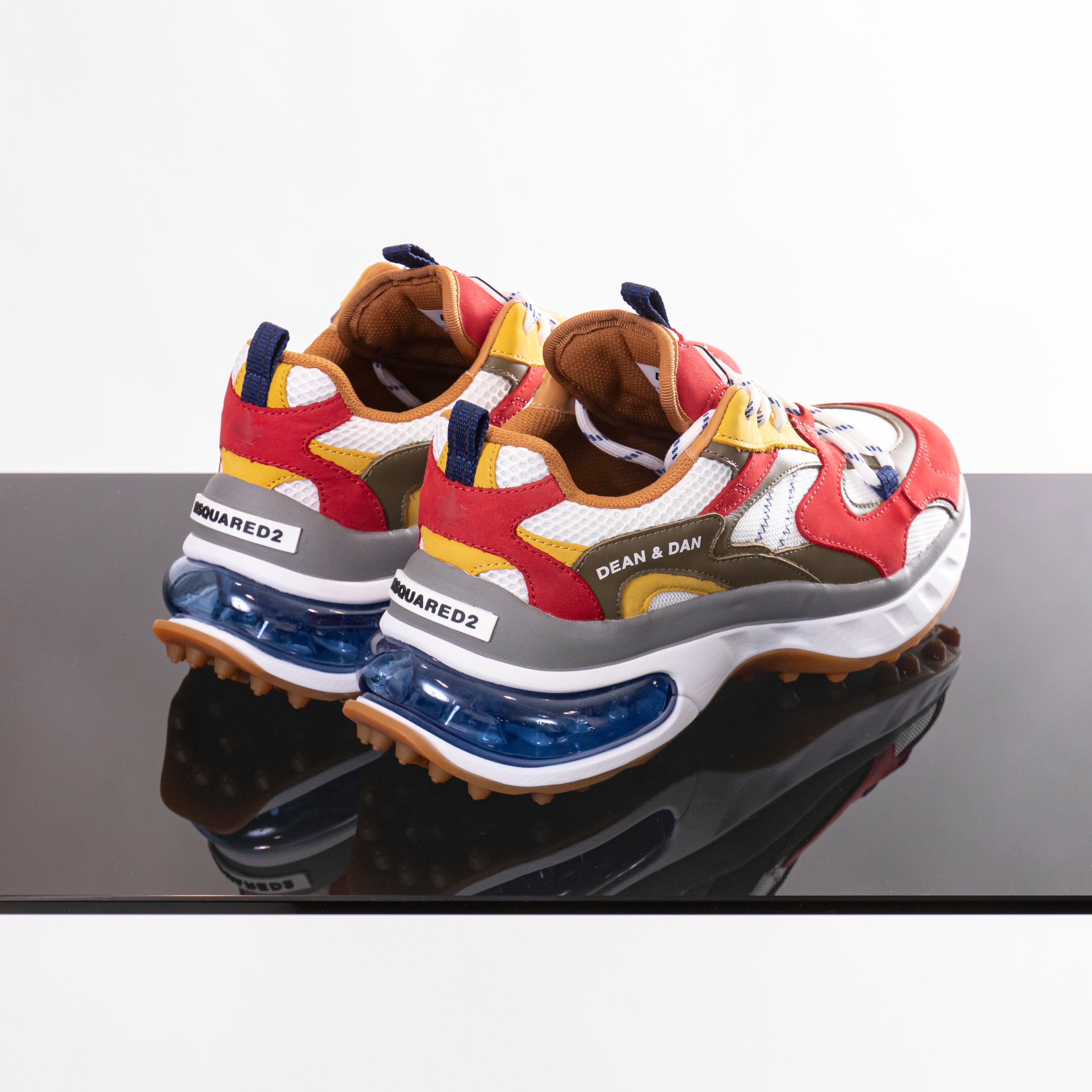 Sneaker
