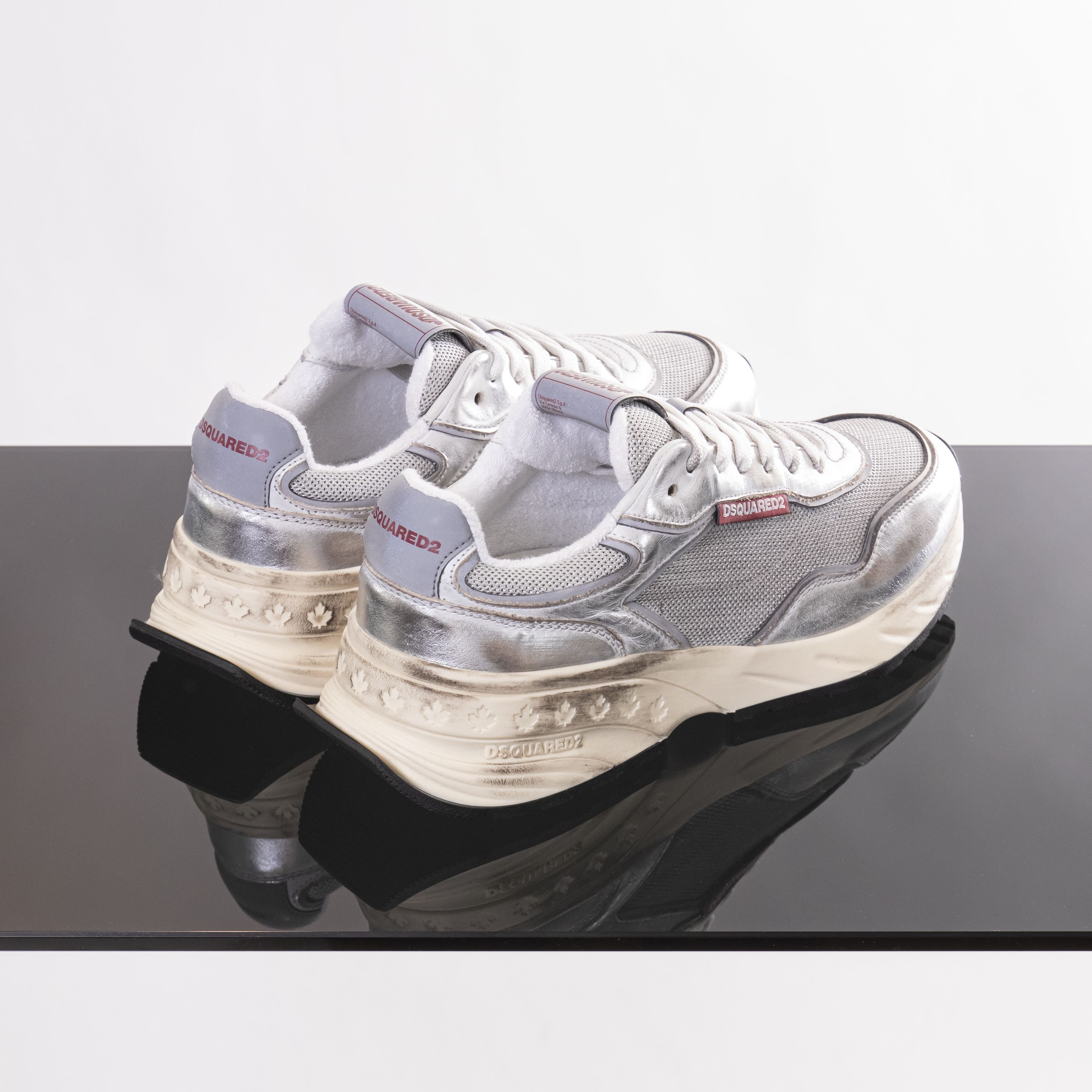 Sneaker