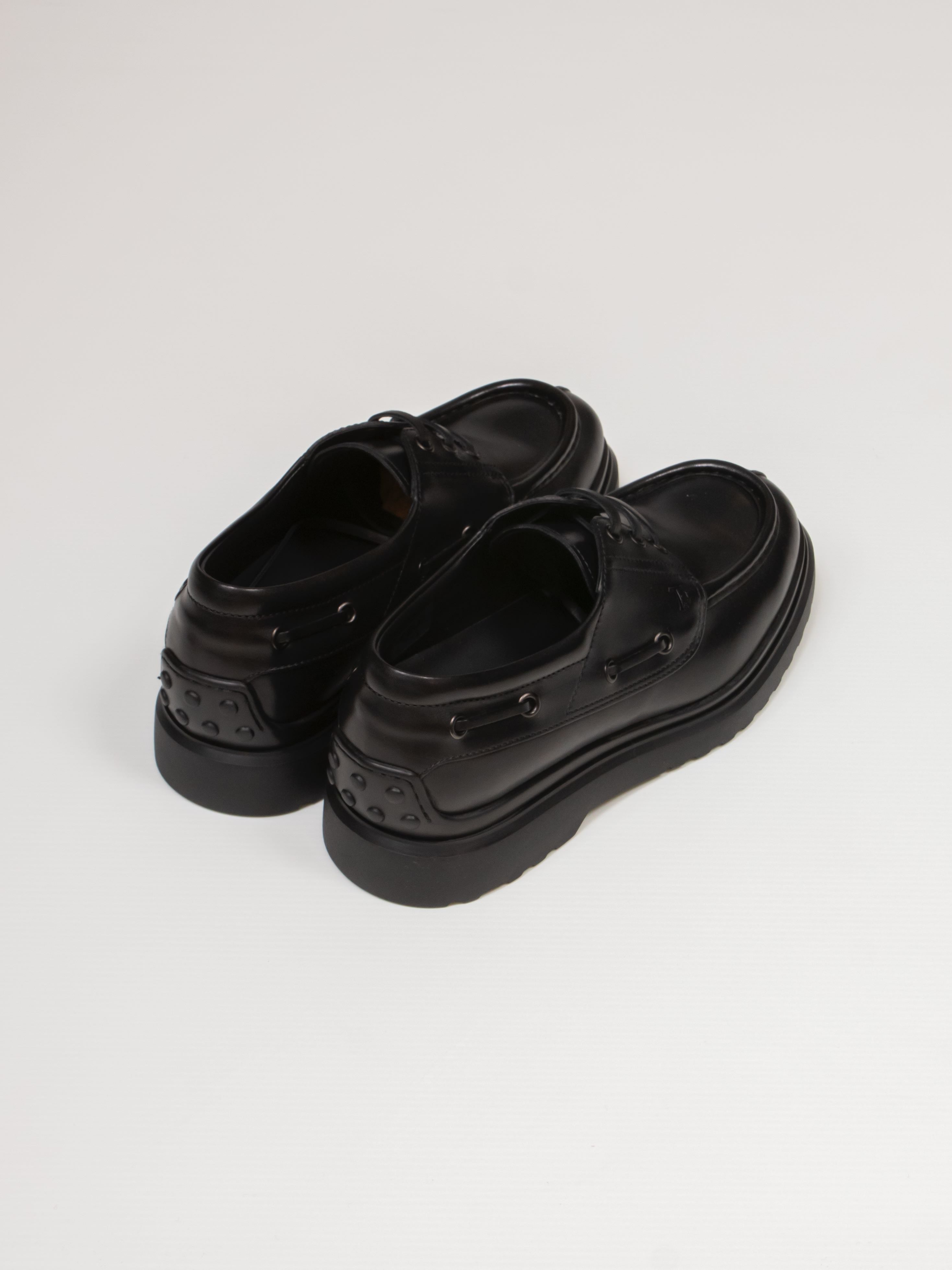 TODS MOCASSINO BARCA B999 NERO