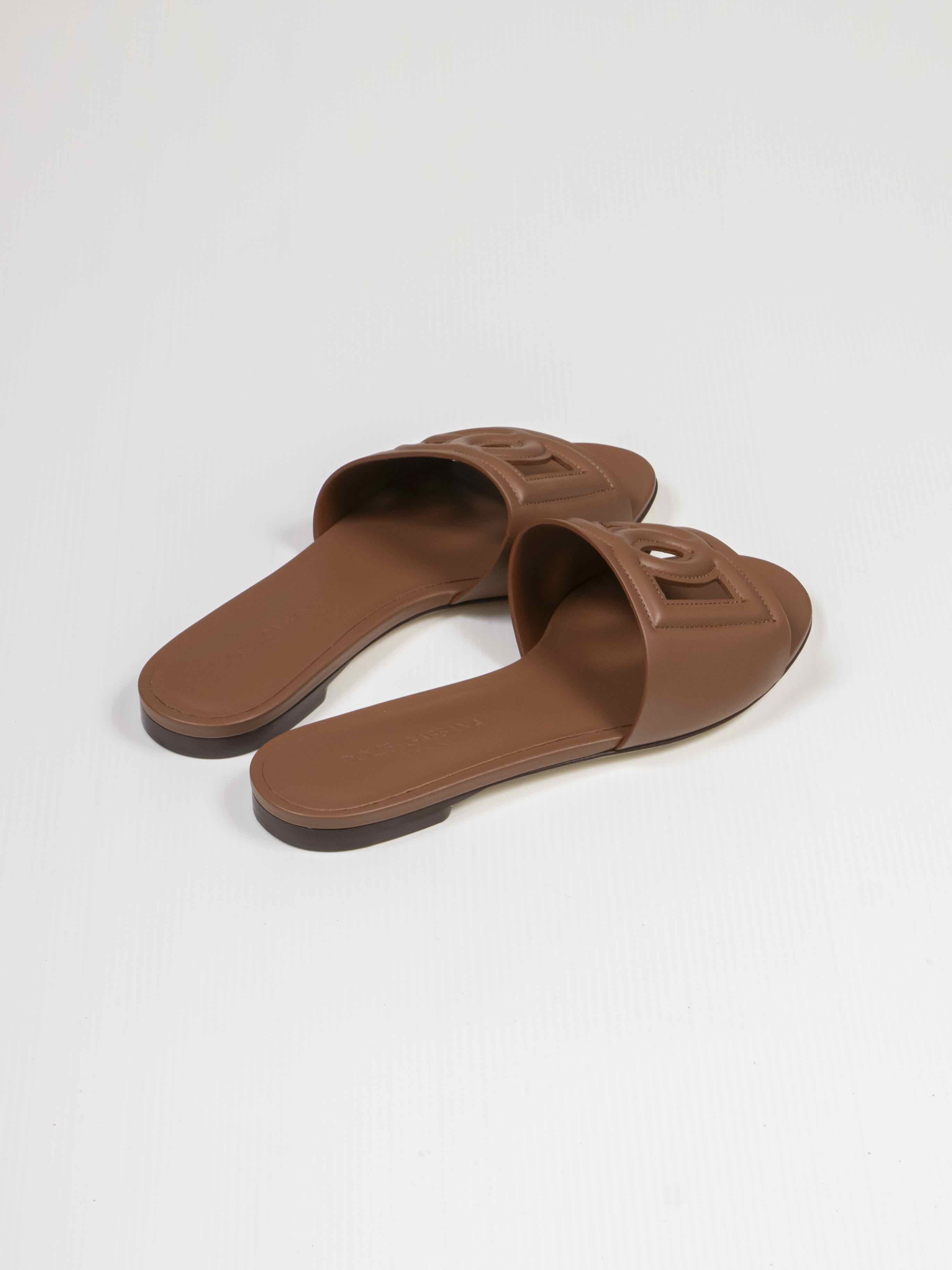 Dolce & Gabbana Ciabatta Flat Vit.liscio 81236 MARRONE CHIARO