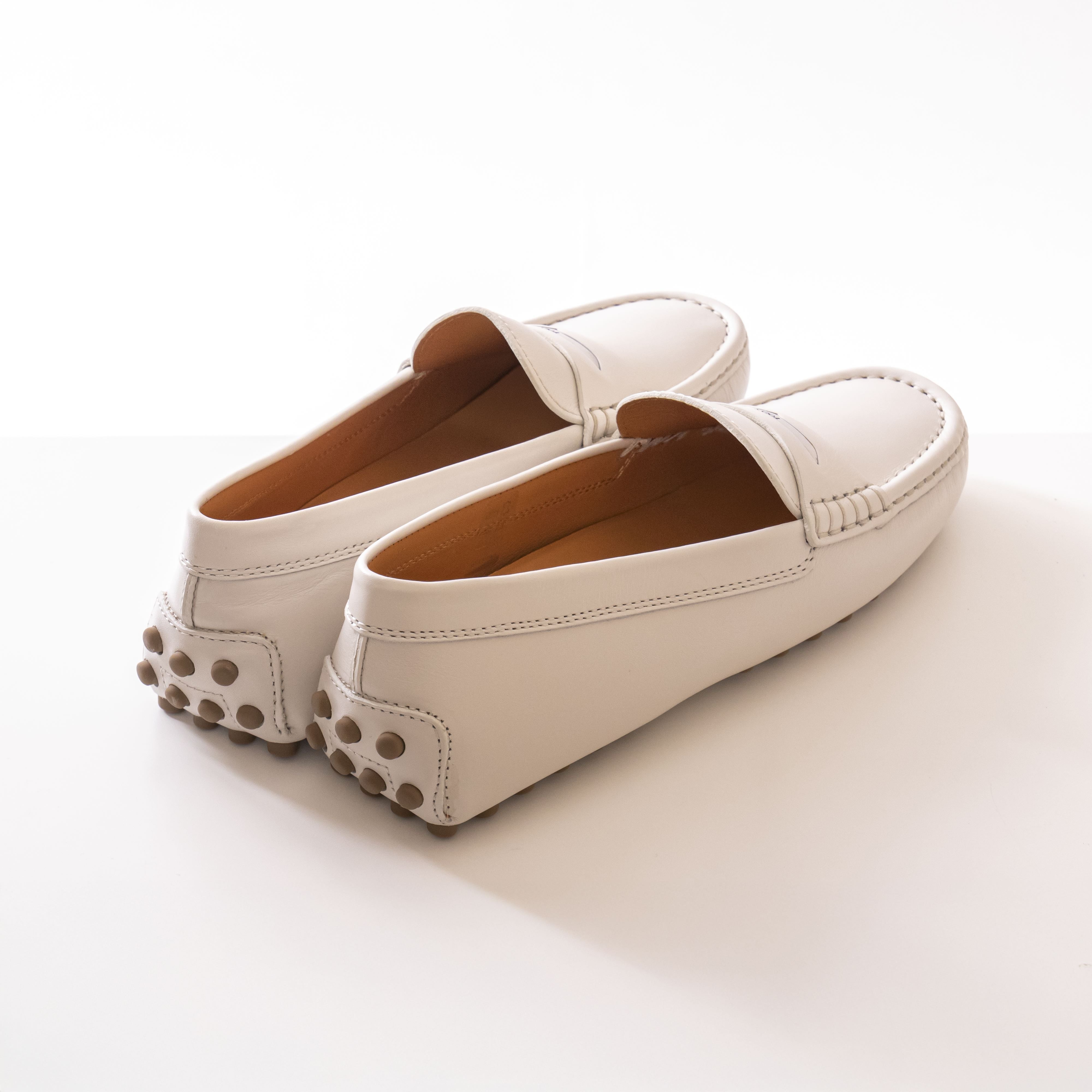 Tods Gommino Baffo Metallo B015 BIANCO