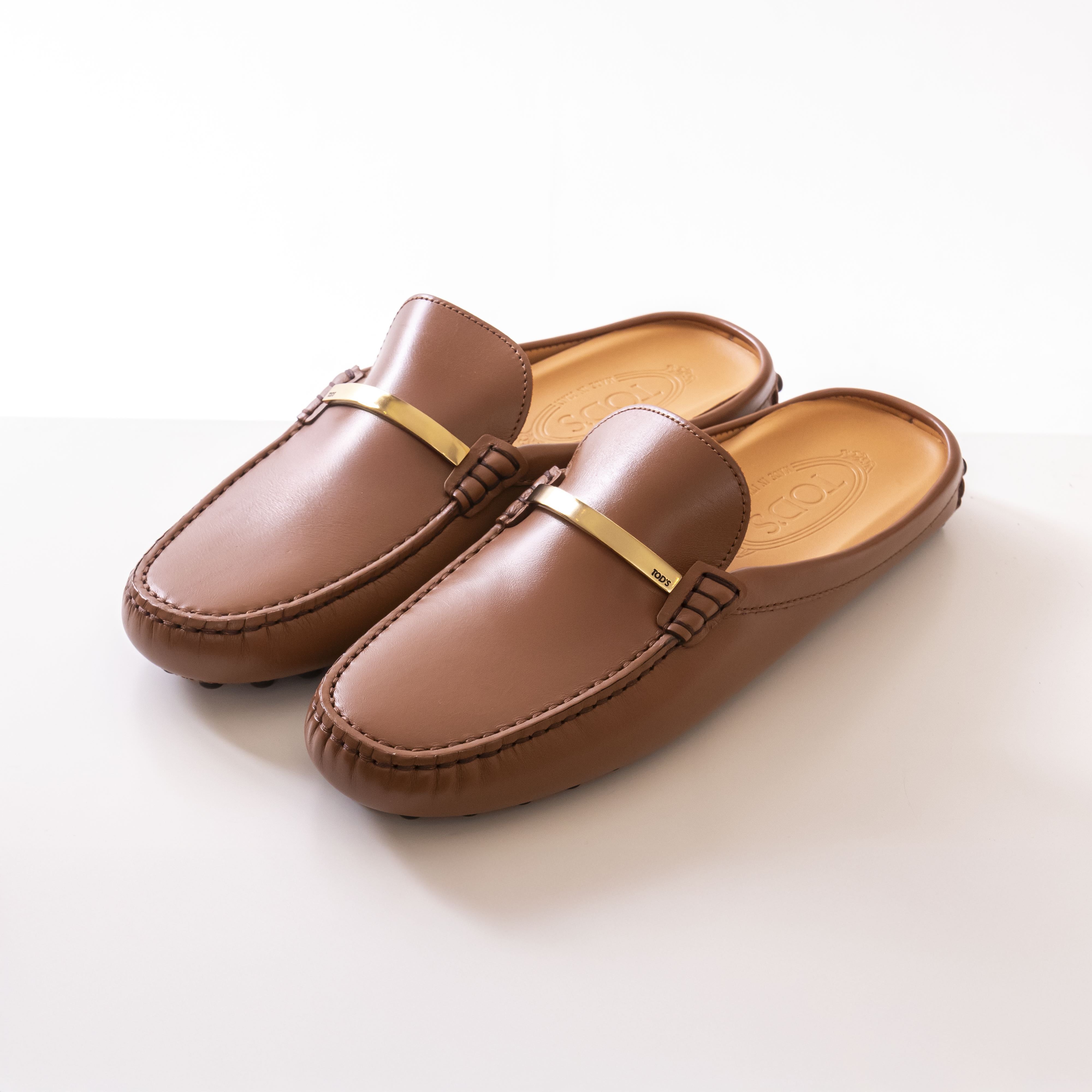 Tods Gommino Sabot Baretta Met. S410 MARRONE