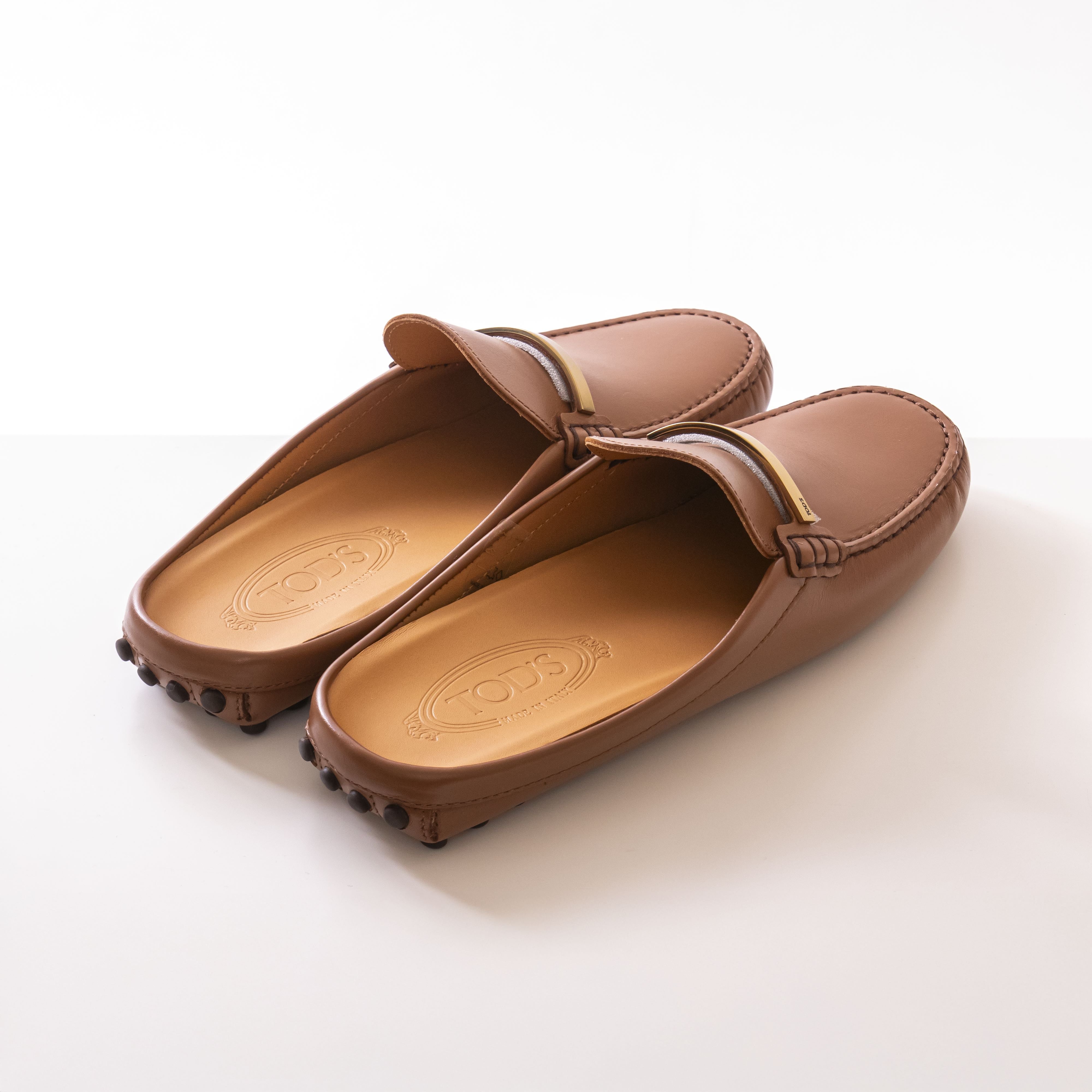 Tods Gommino Sabot Baretta Met. S410 MARRONE