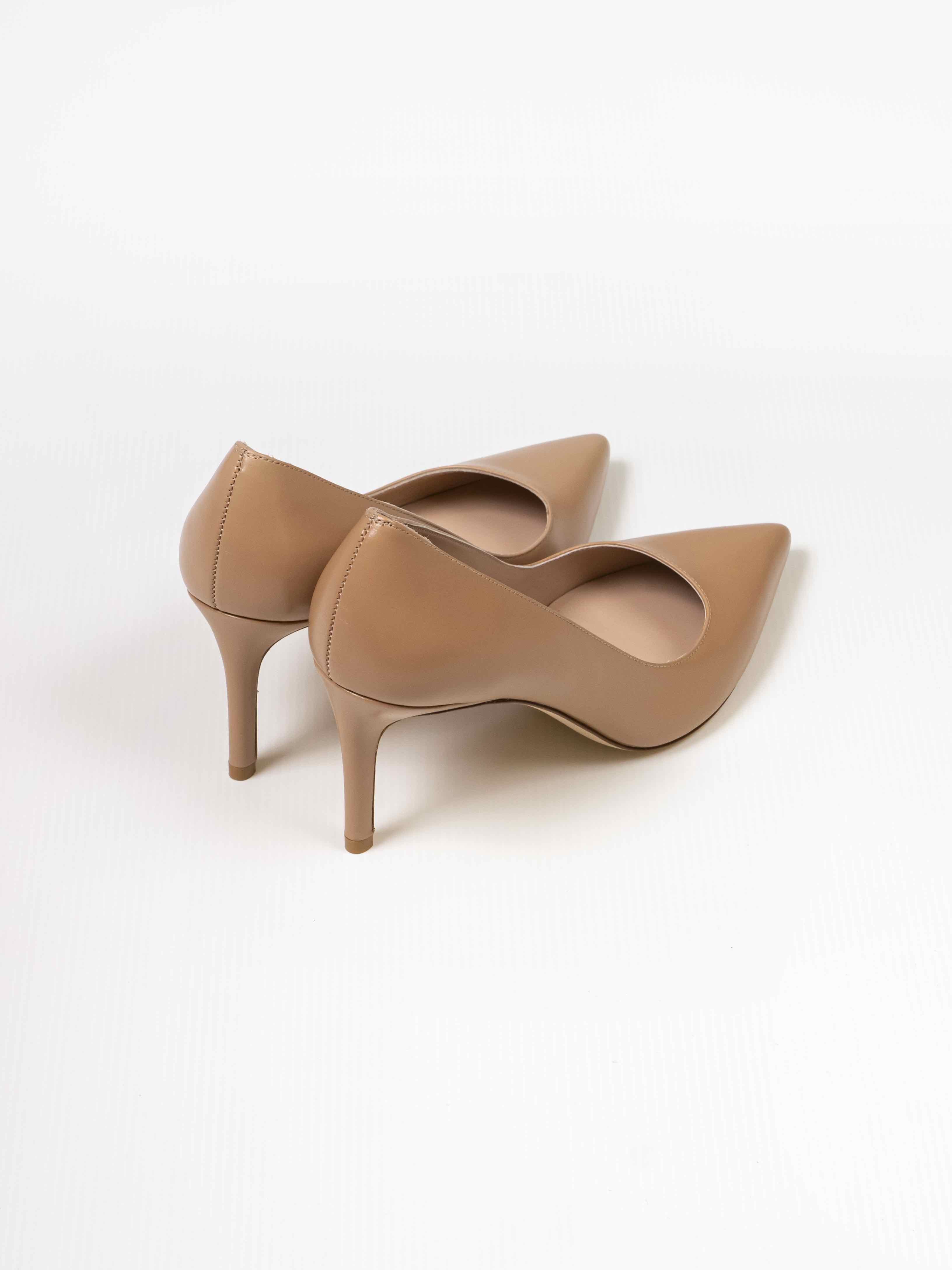 Stuart Weitzman Scarpa Stuart Power 75 AJM ADOBE