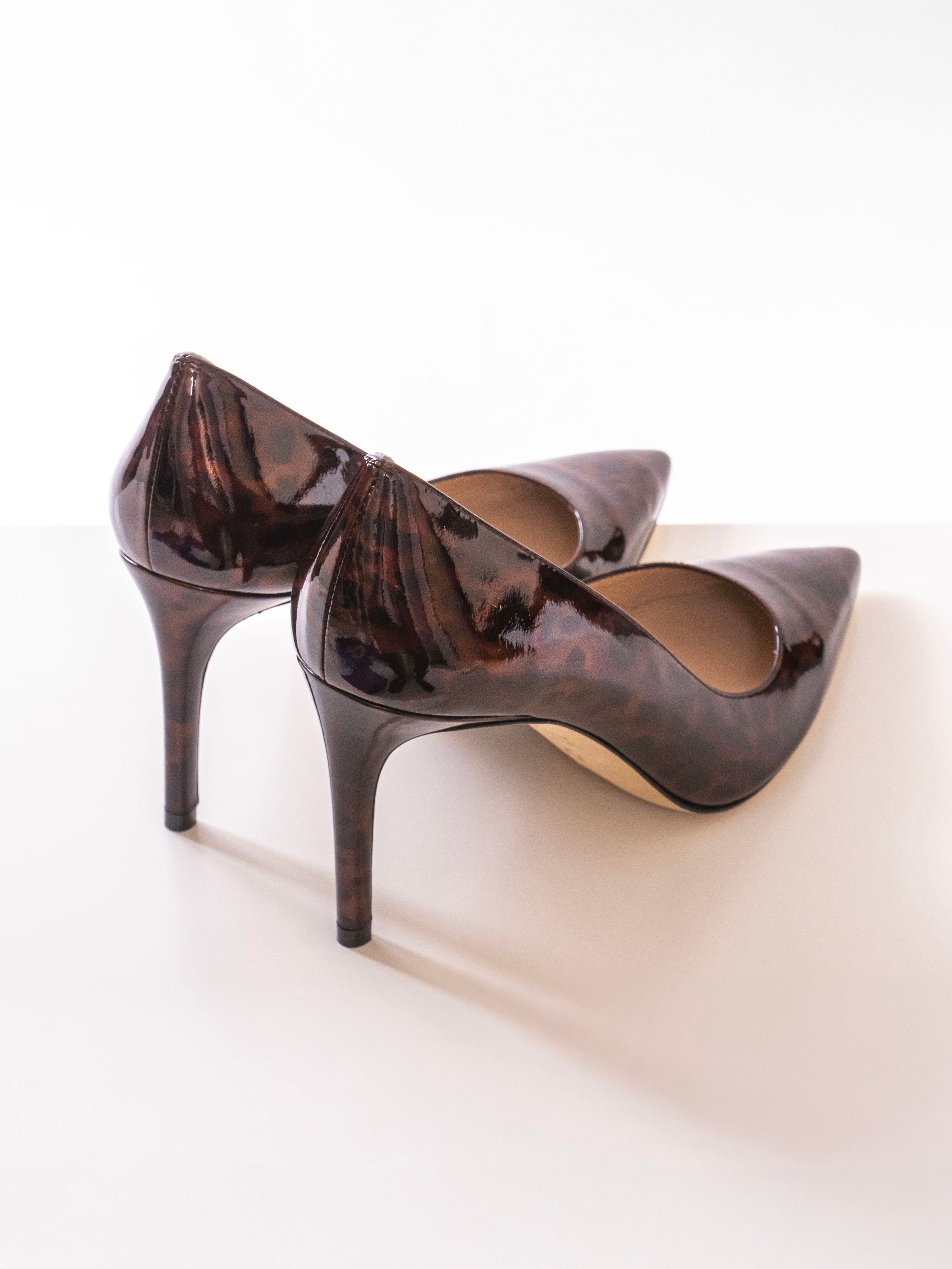 Stuart Weitzman Scarpa Stuart Power 85 DBR DARK BROWN